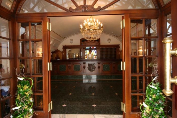 Hotel Leopold I (Petrovaradin)